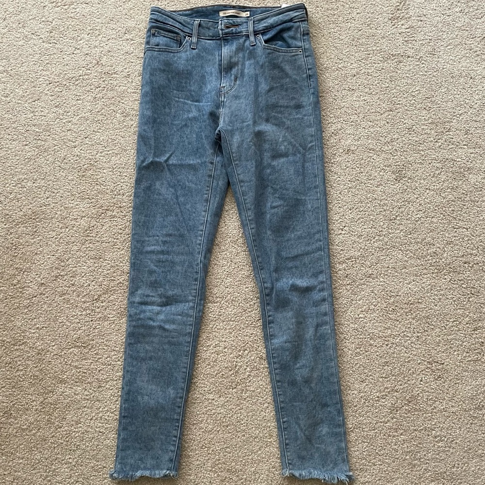 Levi’s 721 High Rise Skinny Jeans